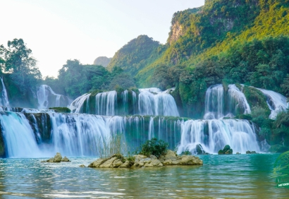 CAO BANG - BAN GIOC Waterfall