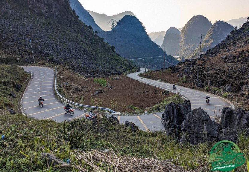 Ha Giang Motorbike Tour: 4-Day Epic Loop Adventure