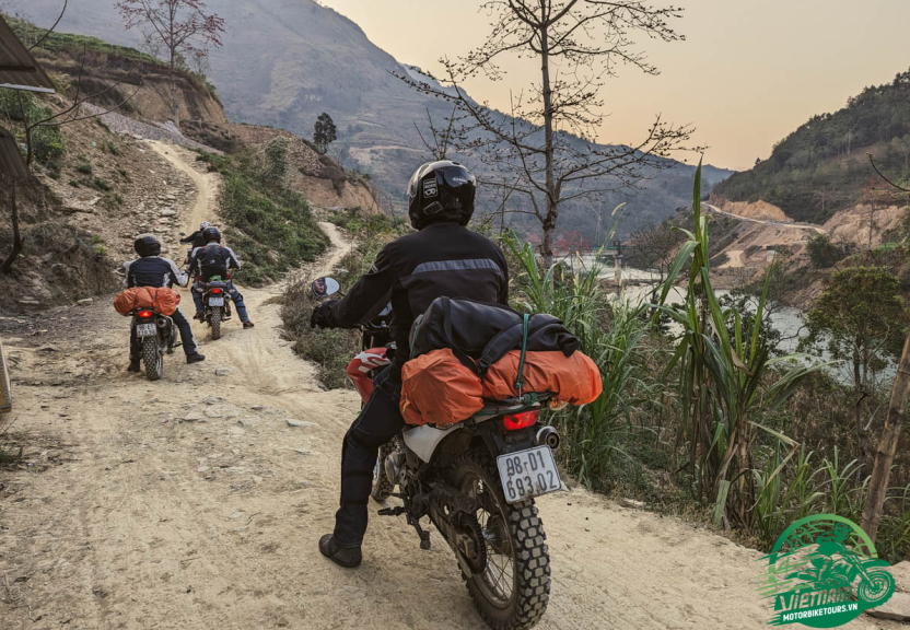 Northeast Motorbike  Loop Tour:  An Epic 6-Day Adventure