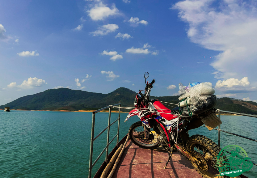 Northern Motorbike Tour: Sapa and Ha Giang 8-Day Exploration